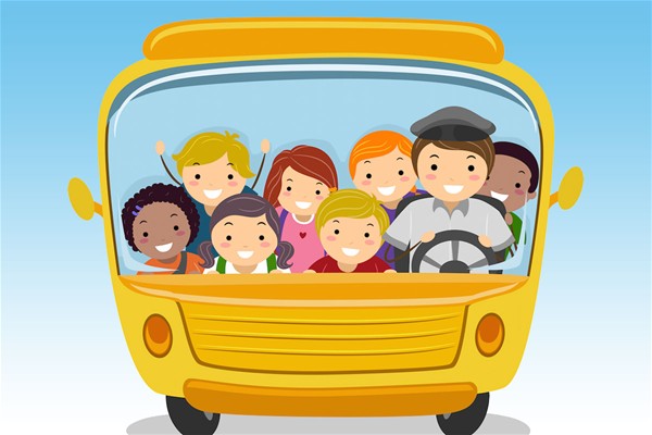 Scuolabus con bambini